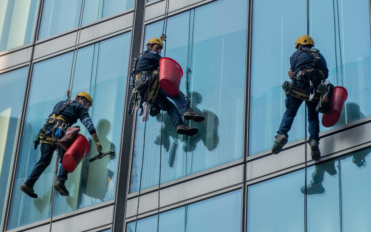 Contractor creating permits and safety documents under a work order on Rapid Permit to Work